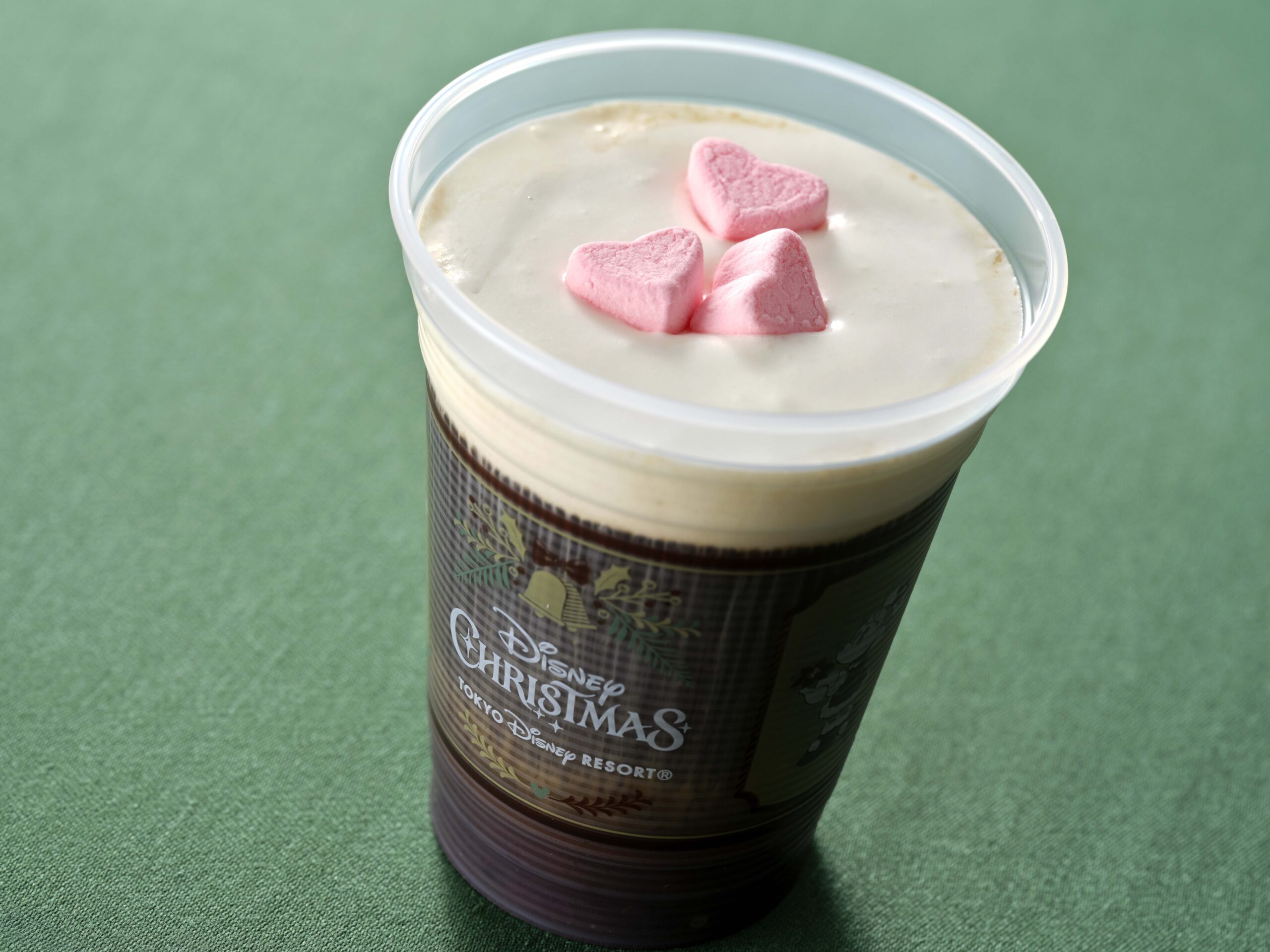 東京ディズニーランド／トゥモローランド・テラス“ディズニー・クリスマス2026”あんコーヒー（あずき＆ホイップ）