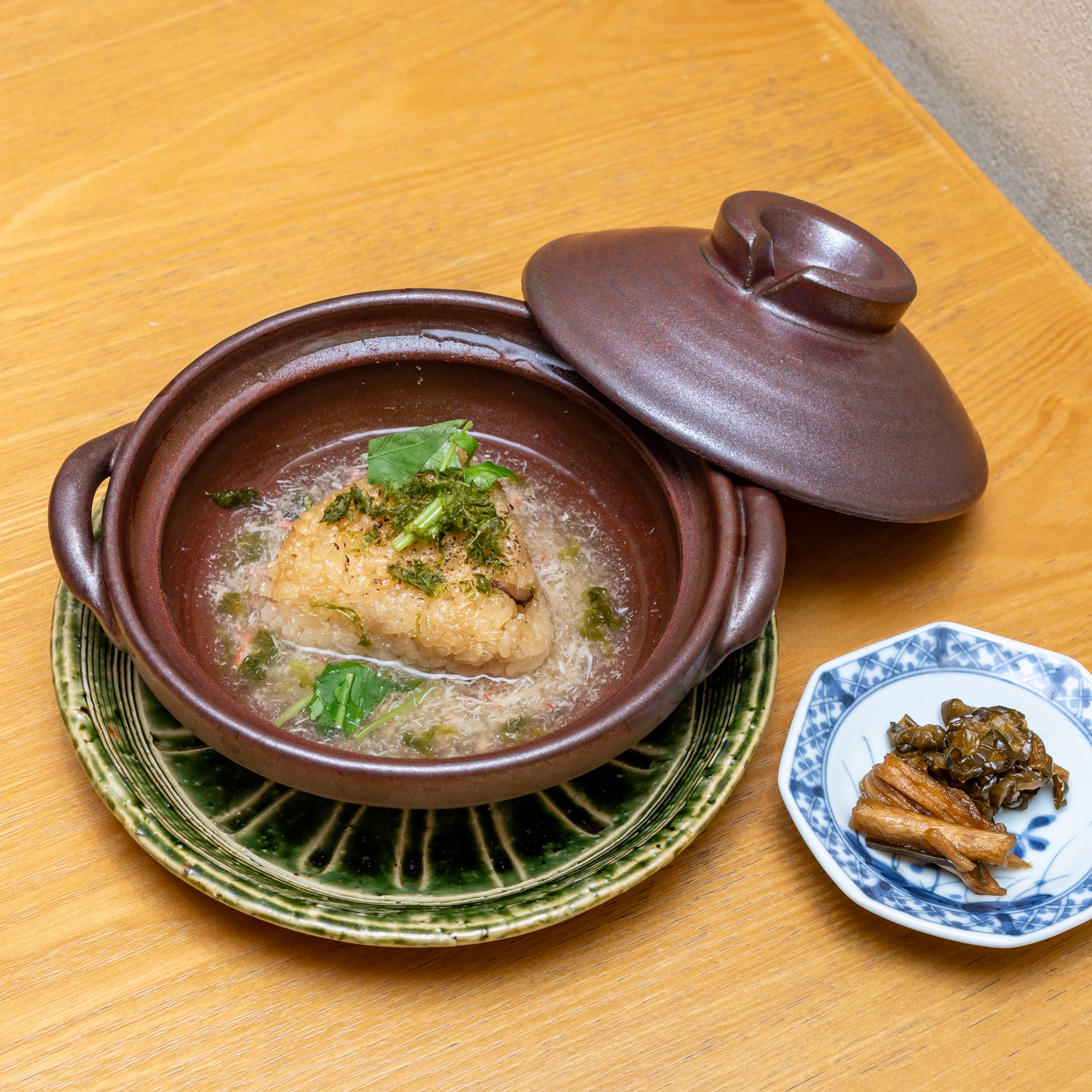 松茸の焼きおにぎり 蟹餡掛けと香の物