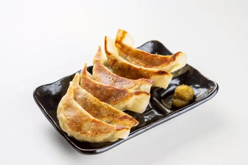 手包み餃子(6個)