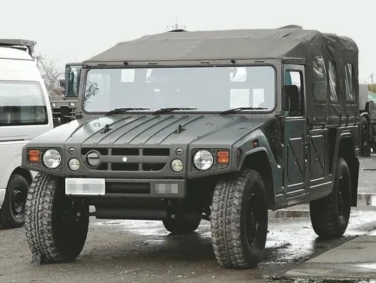 高機動車