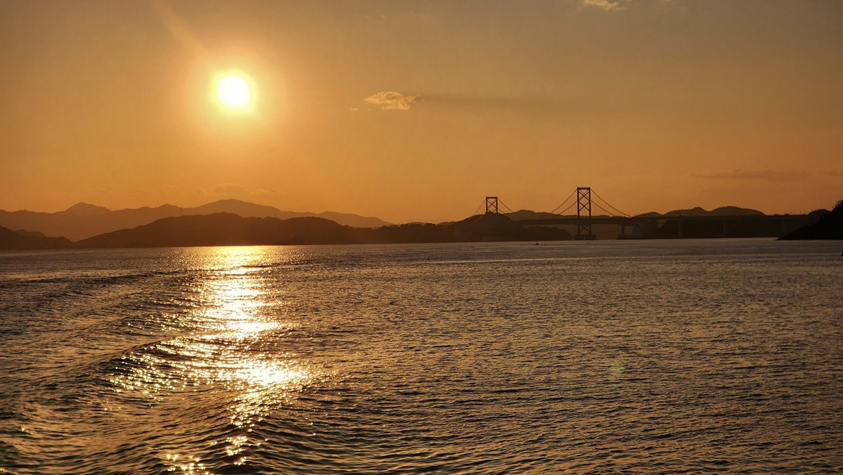 サンセットクルーズの夕日