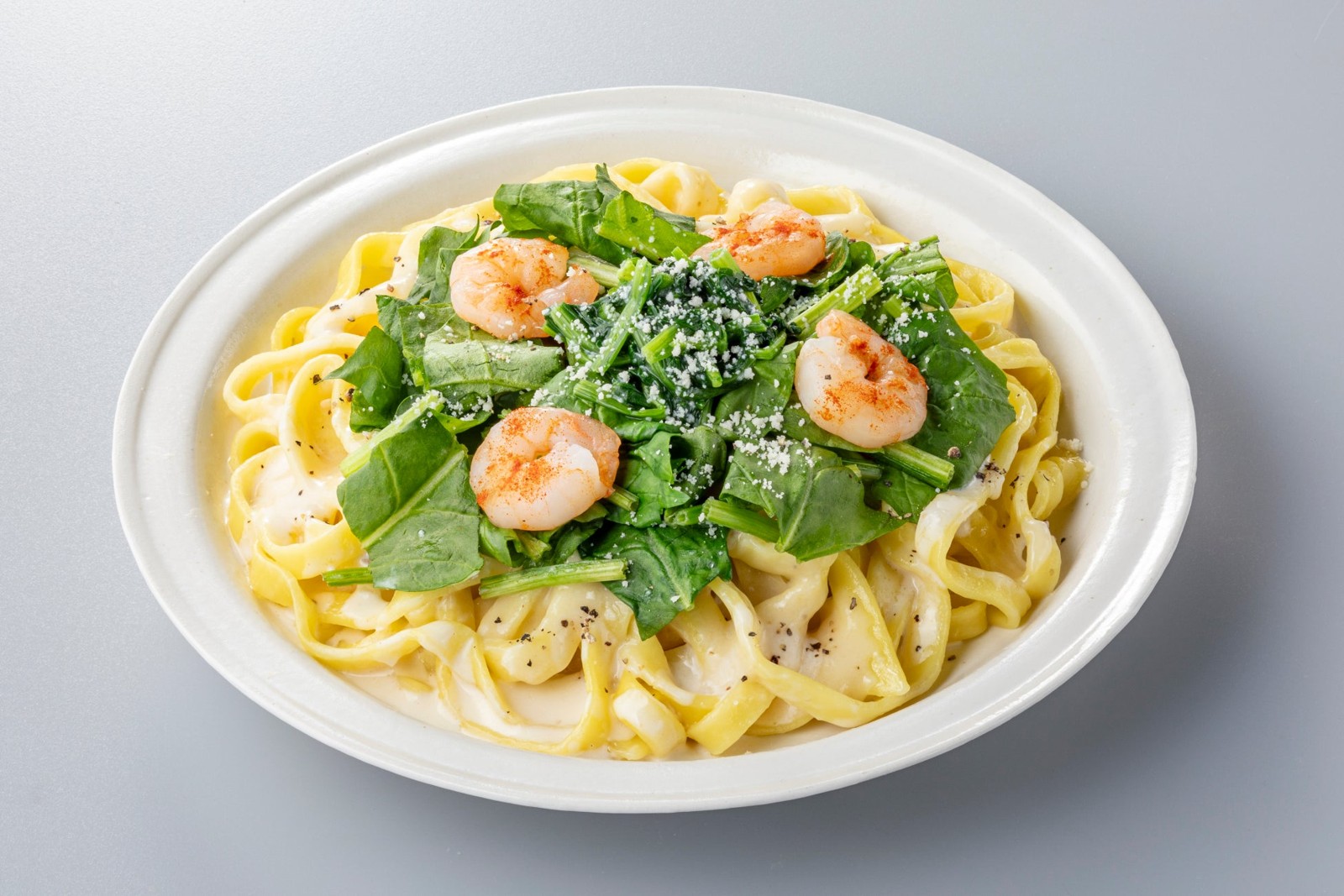 生パスタ 濃厚クリームとチーズソース