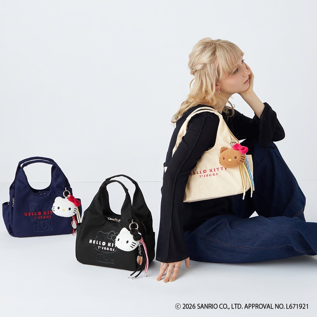 Y'SACCS×HELLO KITTY フェイスポーチ付きトート