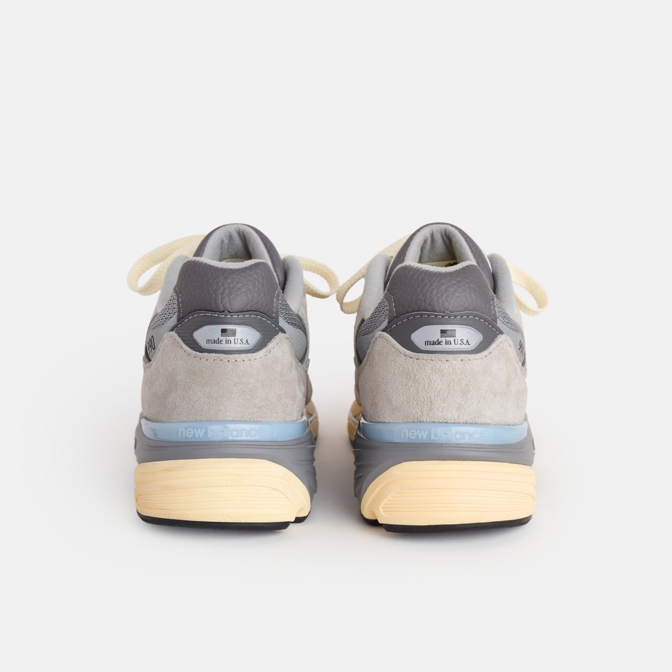 990v7のかかと側
