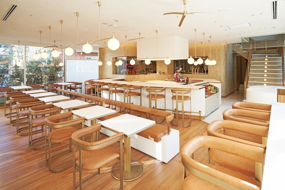 DEK 1階 DEK KITCHEN