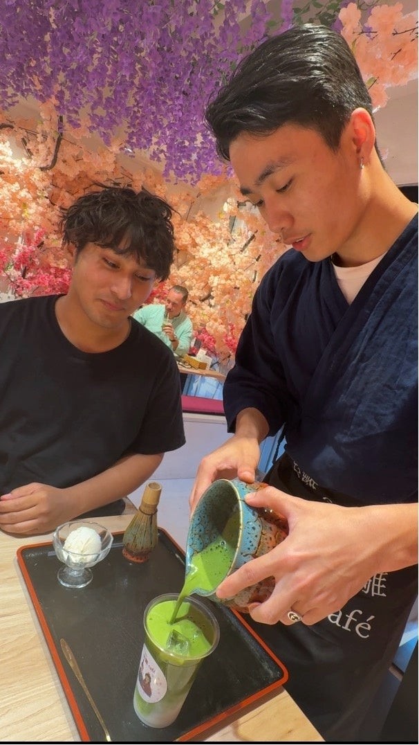 お雛caféの宇治抹茶ラテ
