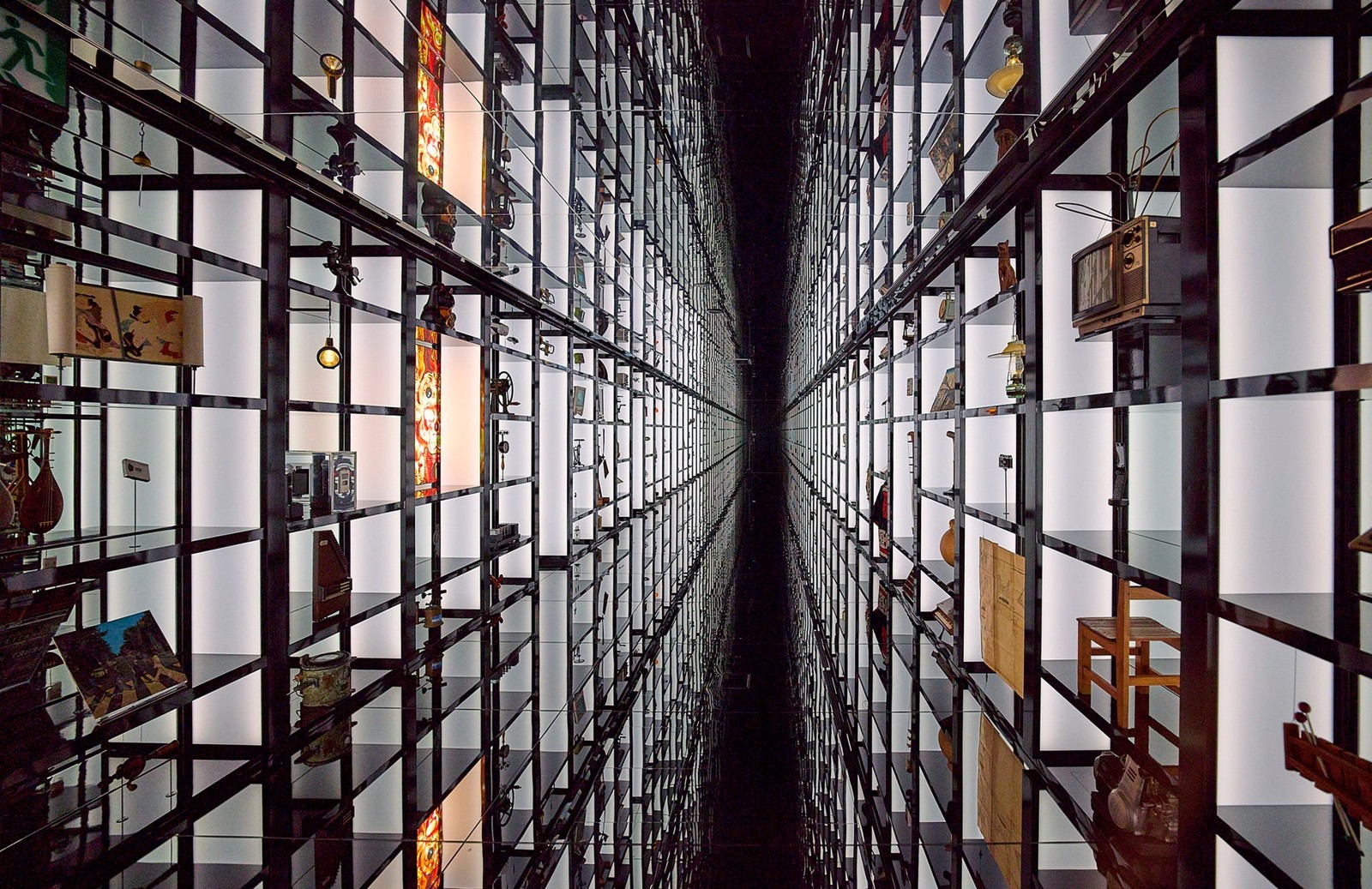 参の間 質量への憧憬の展示