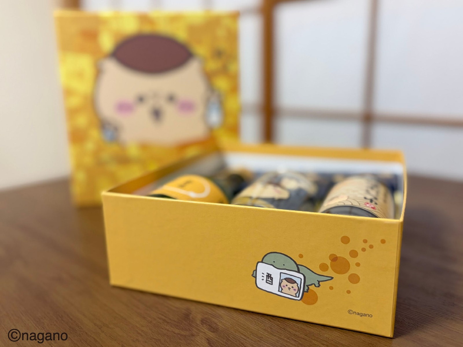箱側面のイラストとセット内容