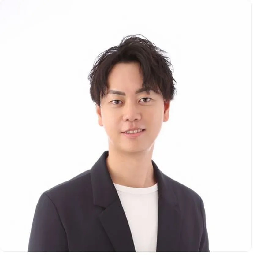 Stella Holdings代表取締役社長のコメントに添えられた代表画像