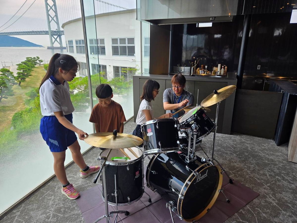 学童ホテルの楽器体験