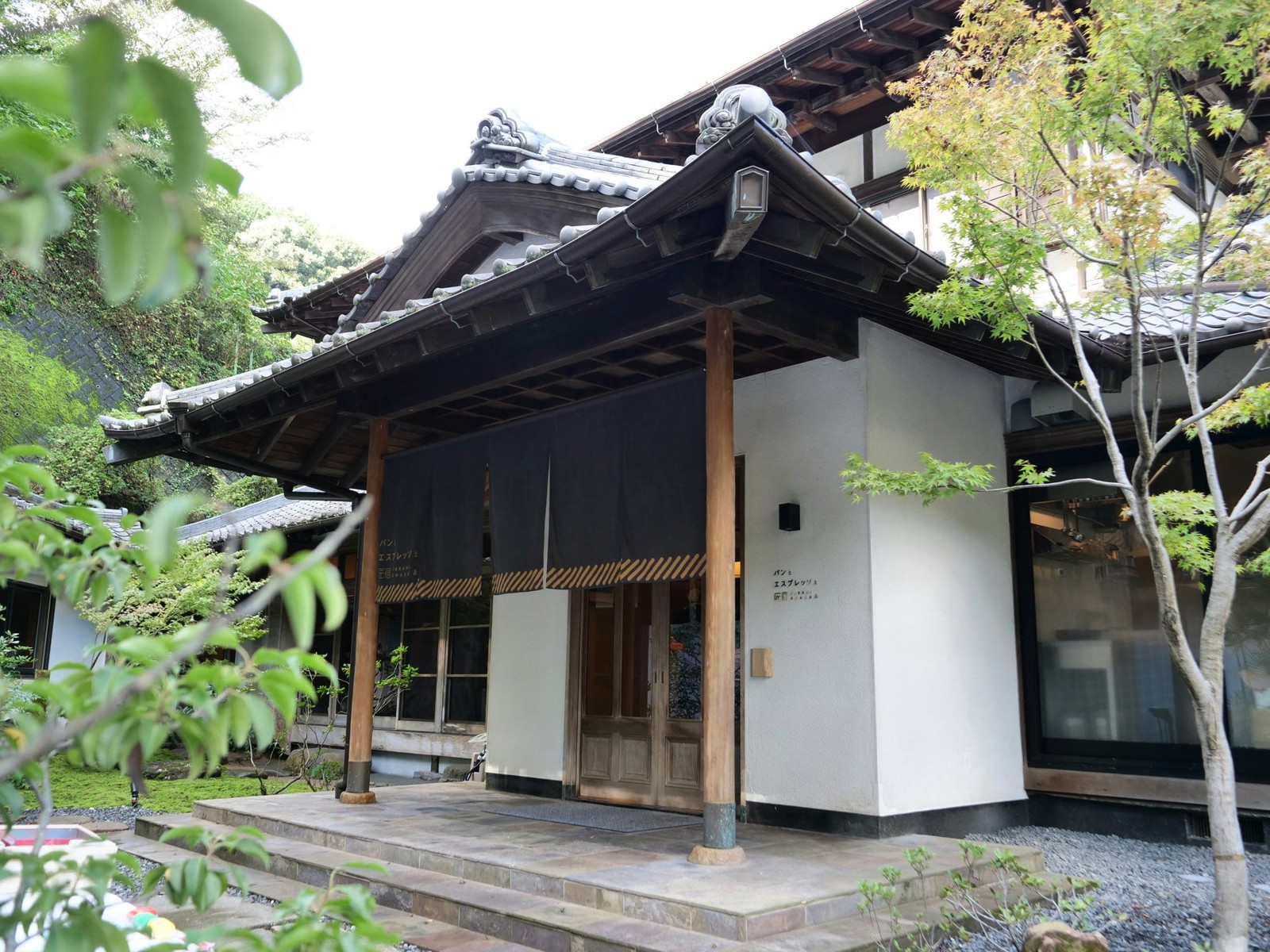 パンとエスプレッソと匠宿の店舗外観