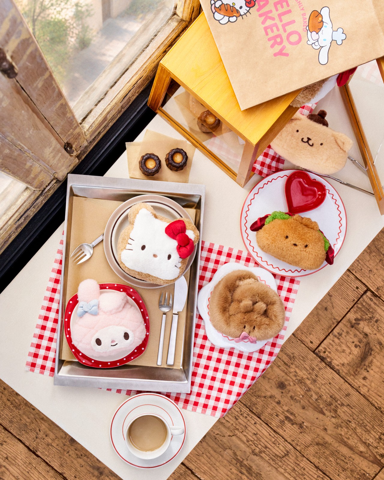 HELLO BAKERY パンぬいぐるみ