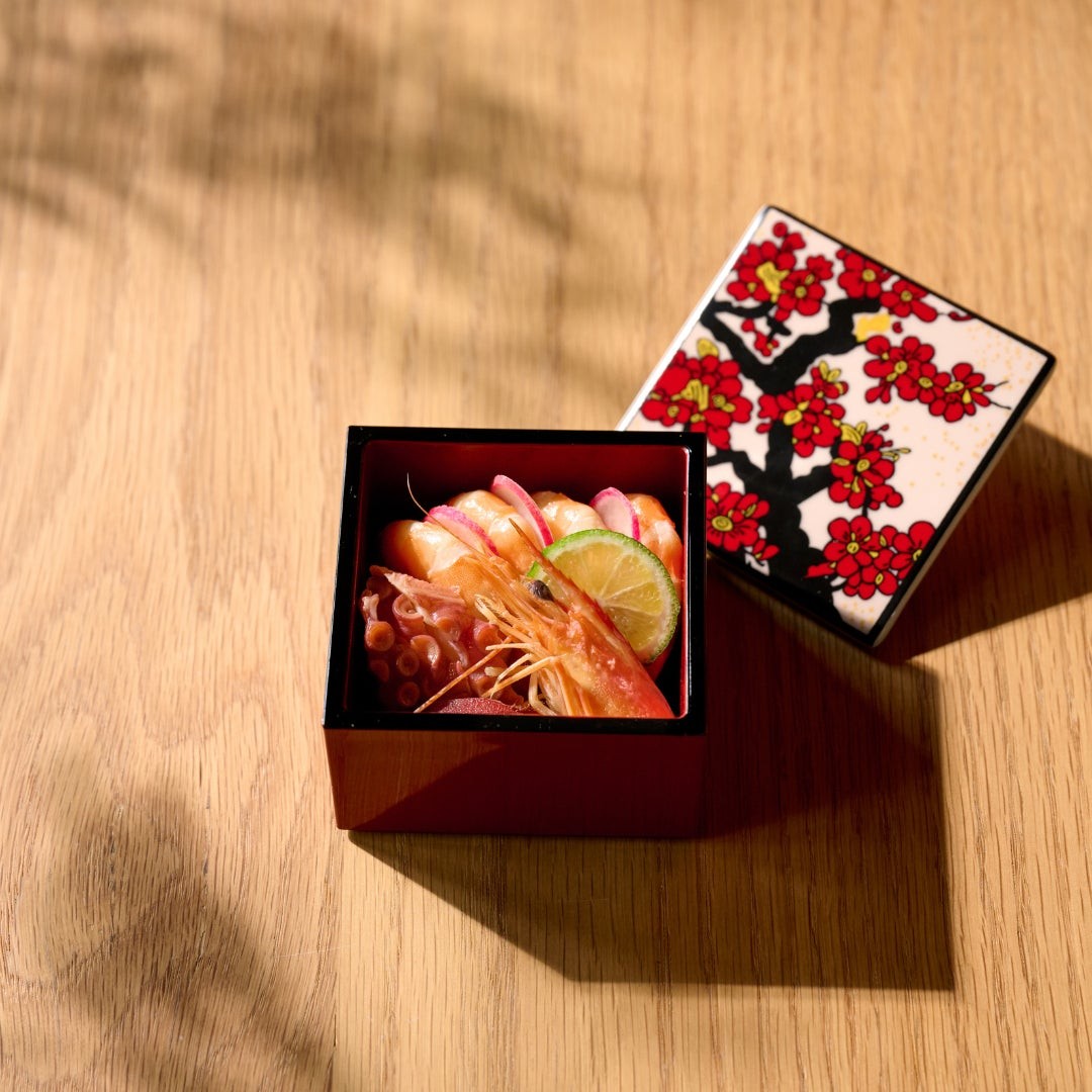 丸福樓の朝食「花」の器