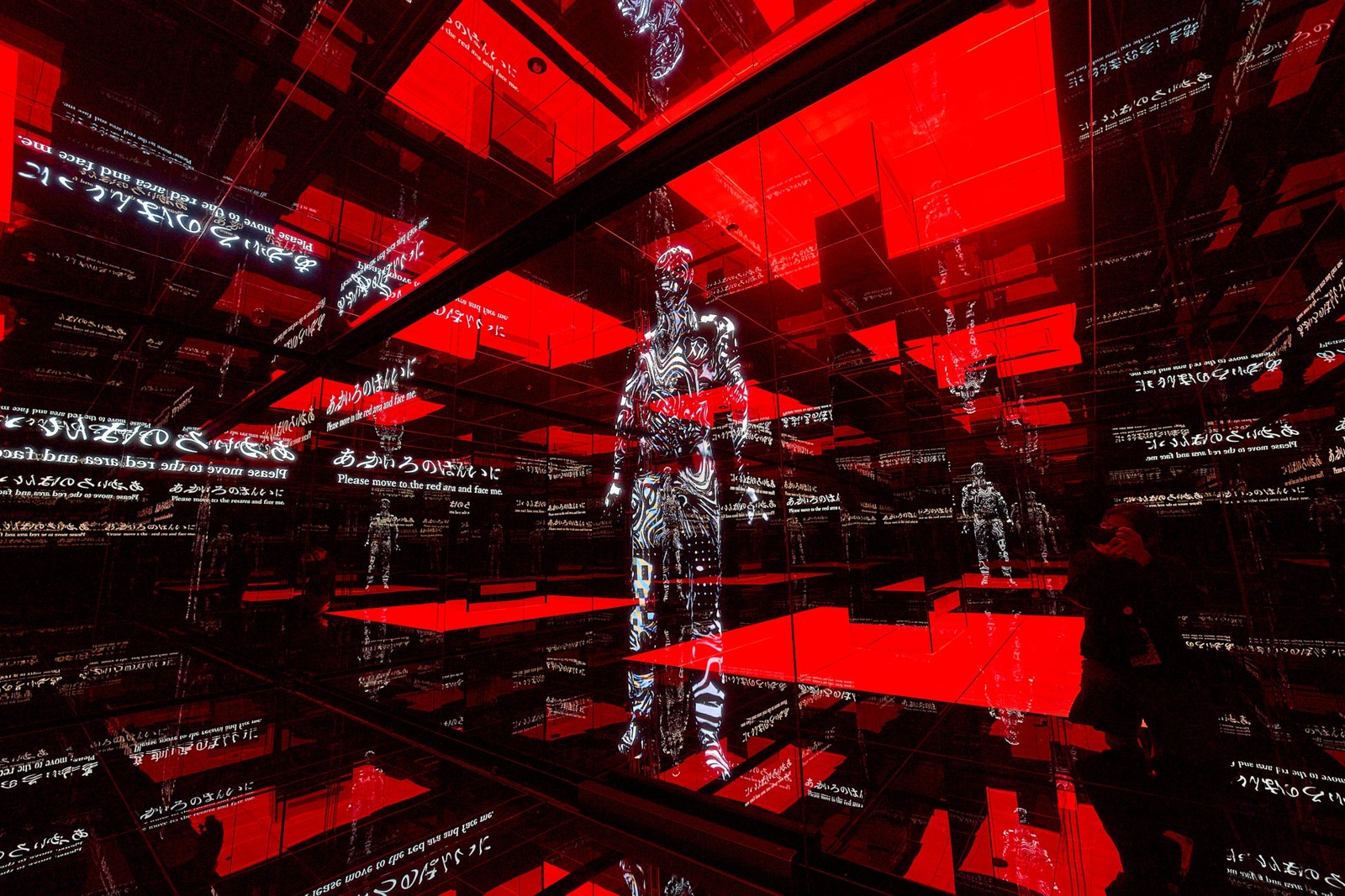 Mirrored Body®連動の空間演出
