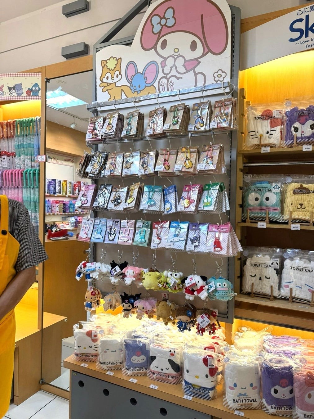 Skater POP UP SHOPのサンリオキャラクター形タオルキャップの売場