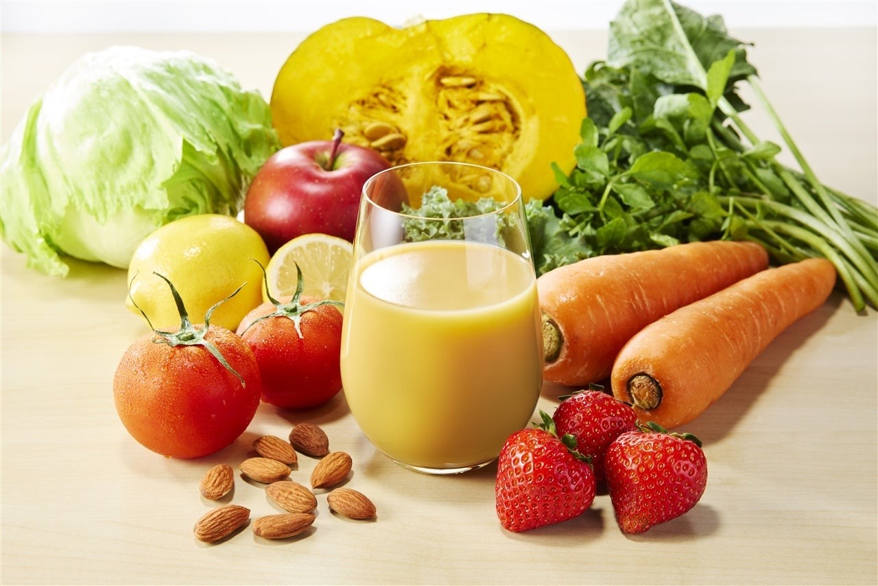 野菜生活100 Smoothieいちご＆アーモンドmixのイメージ