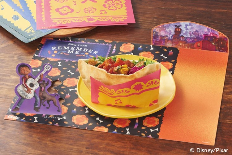 ランチョンマットとピタパン用のペーパー