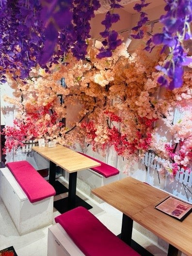 お雛caféの店内