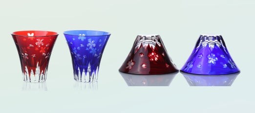 ヨロズスクエアの切子グラス