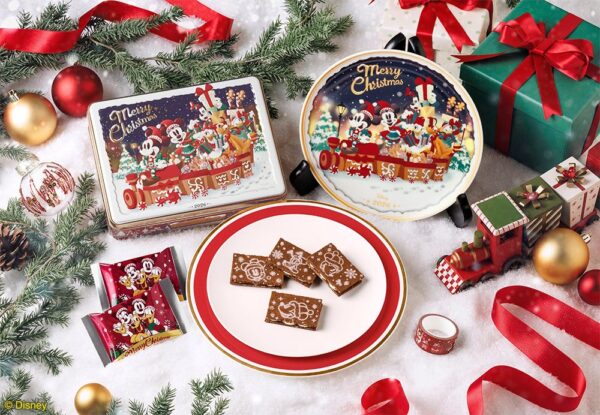 ミッキー＆フレンズ＜クリスマス＞ 2026年限定缶とイヤープレート、ホワイトチョコレートサンド